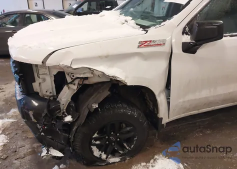 2019 Chevrolet Silverado 1500 Custom Trail Boss z USA, uszkodzony, nr VIN 3GCPYCEH2KG122462